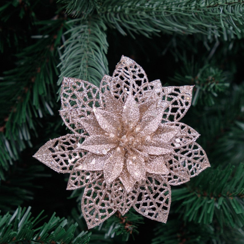 Mini Lace Poinsettia Clip-On