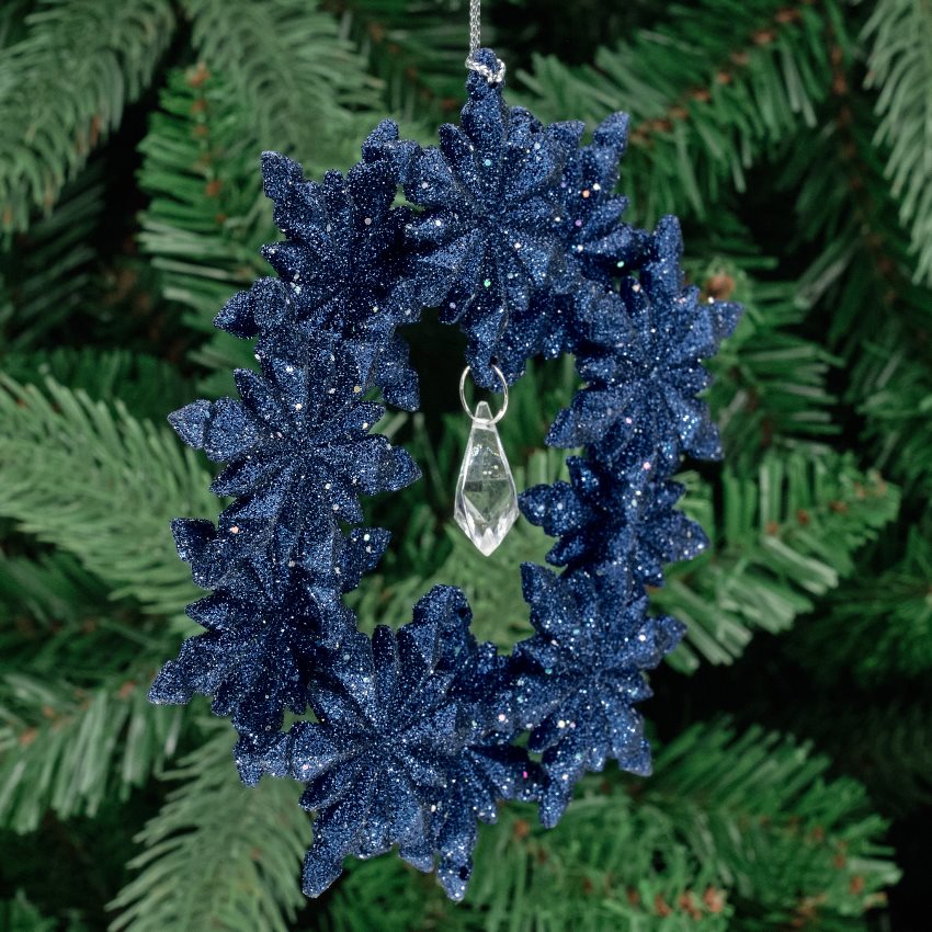 Snowflake Cluster Wreath