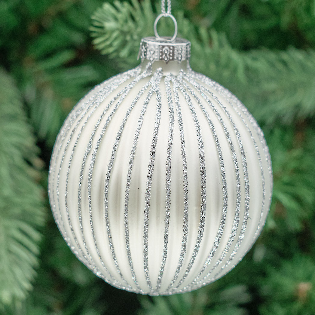 Silver Round Glass Bauble - Glitter Ribs